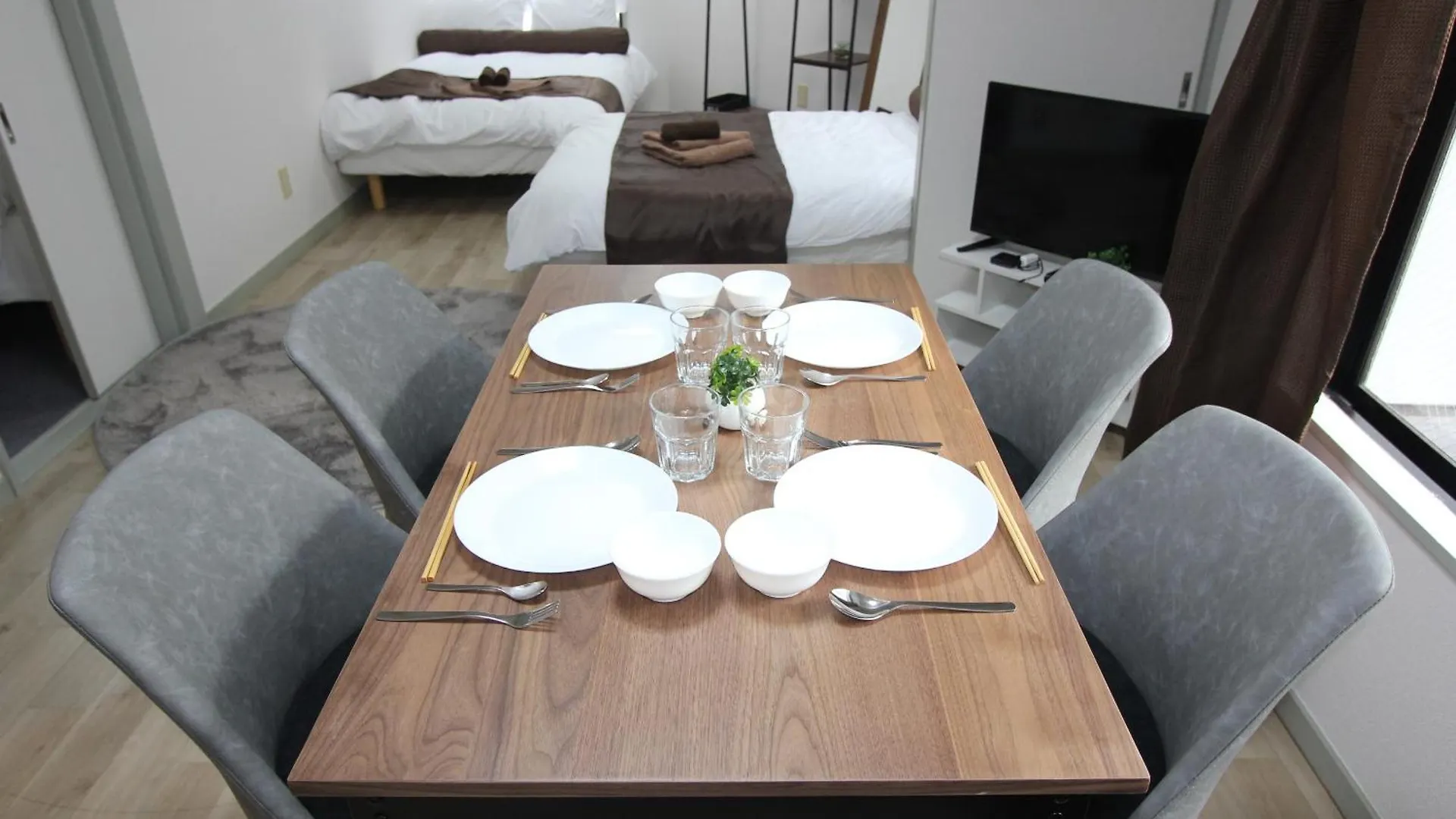 Luana Arai Apartment Tokyo