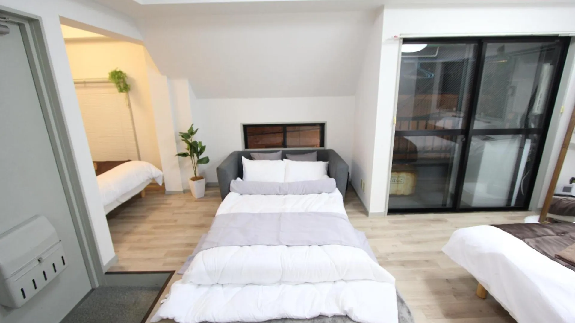 Luana Arai Apartment Tokyo Japan