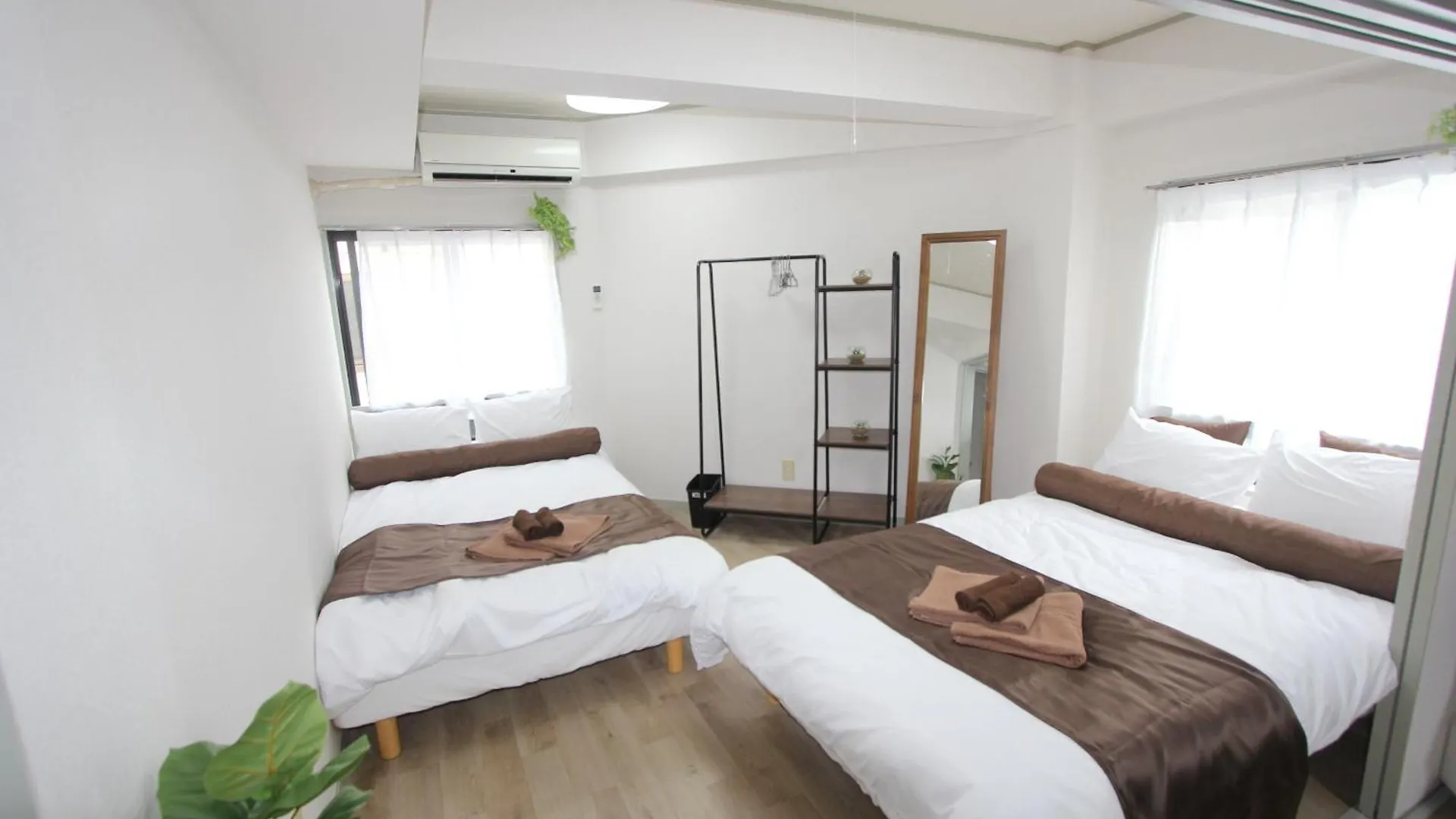 Luana Arai Apartment Tokyo Japan