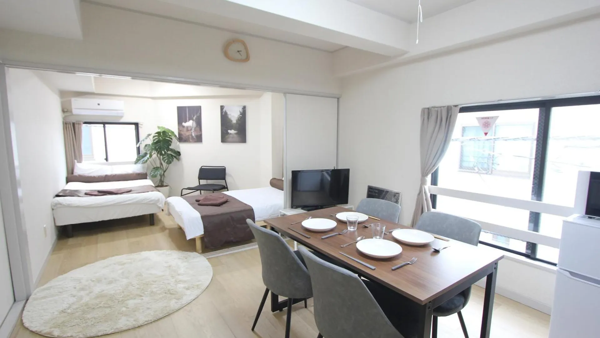 Luana Arai Apartment Tokyo
