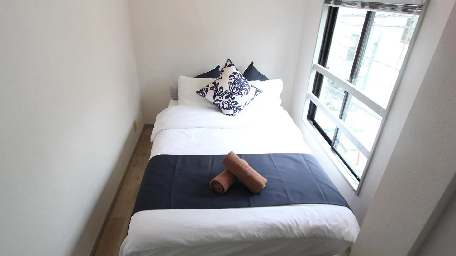 Luana Arai Apartment Tokyo